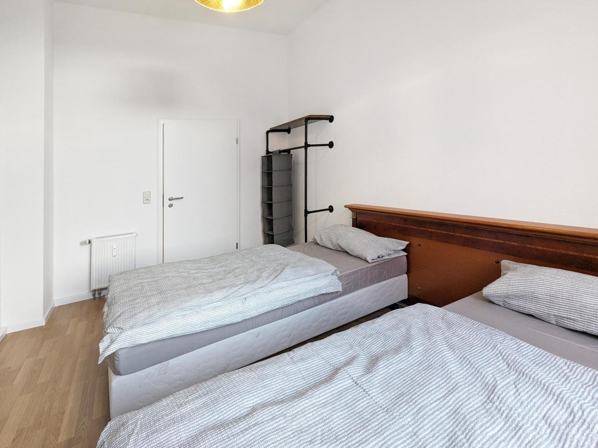 Appartamento Monteurdreams-de Zentrale, Grosse 5z Wohnung, 2 Baeder, Kueche *