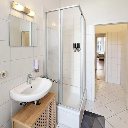 Monteurdreams-De Zentrale, Grosse 5Z Wohnung, 2 Baeder, Kueche Leipzig Exterior photo